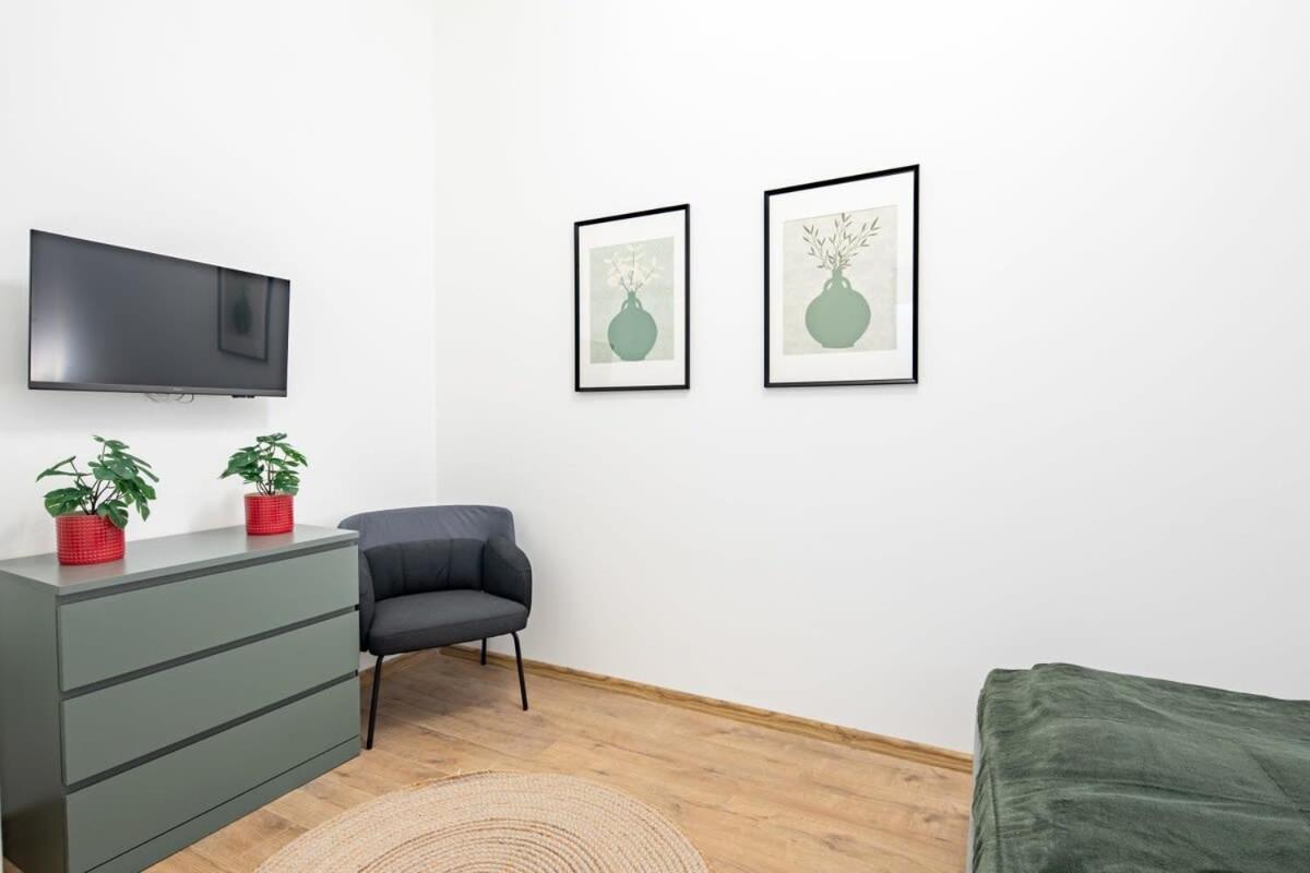 Central - New - Comfy Ac Studio 부다페스트 외부 사진